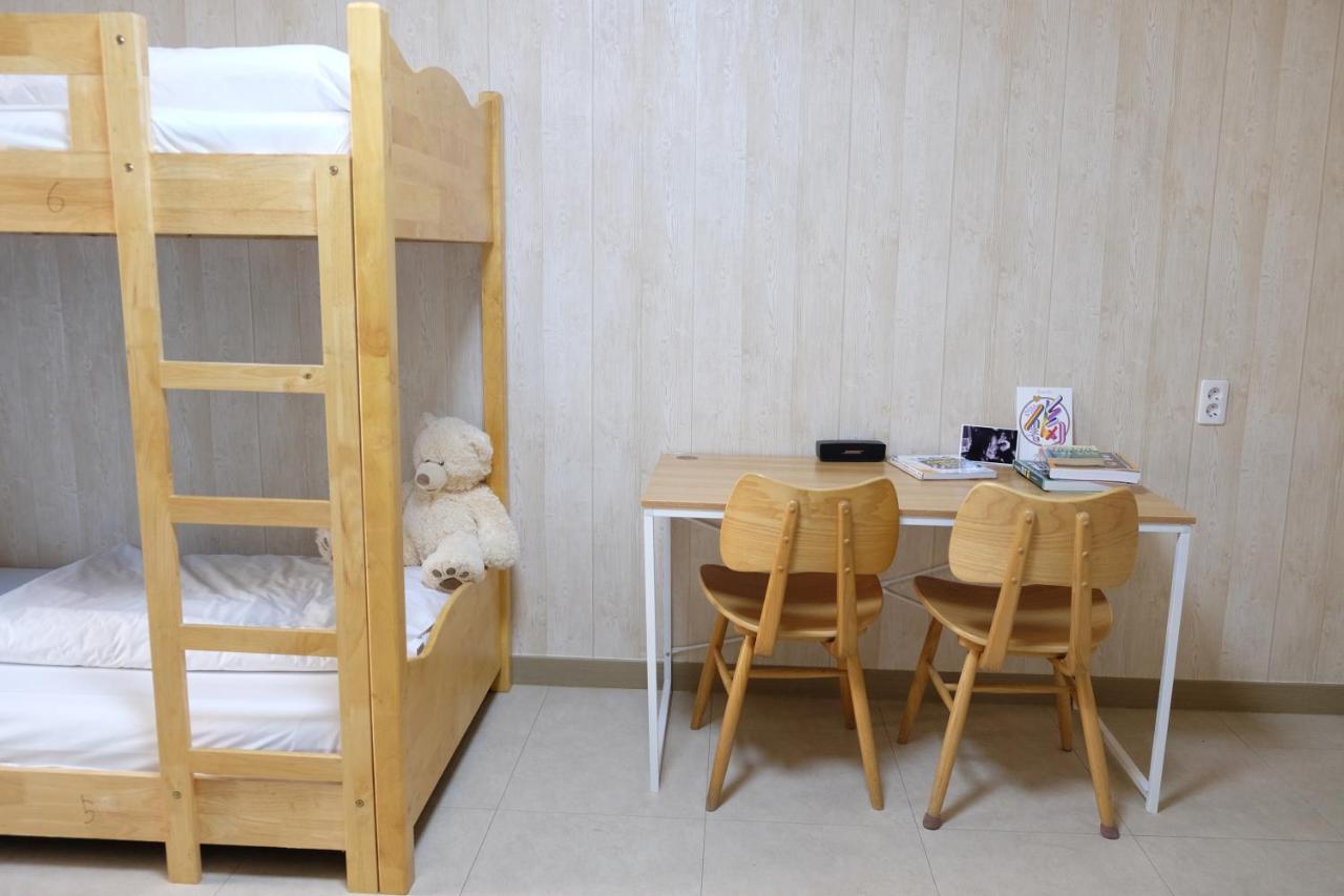 One Percent Hostel Jeonju Buitenkant foto
