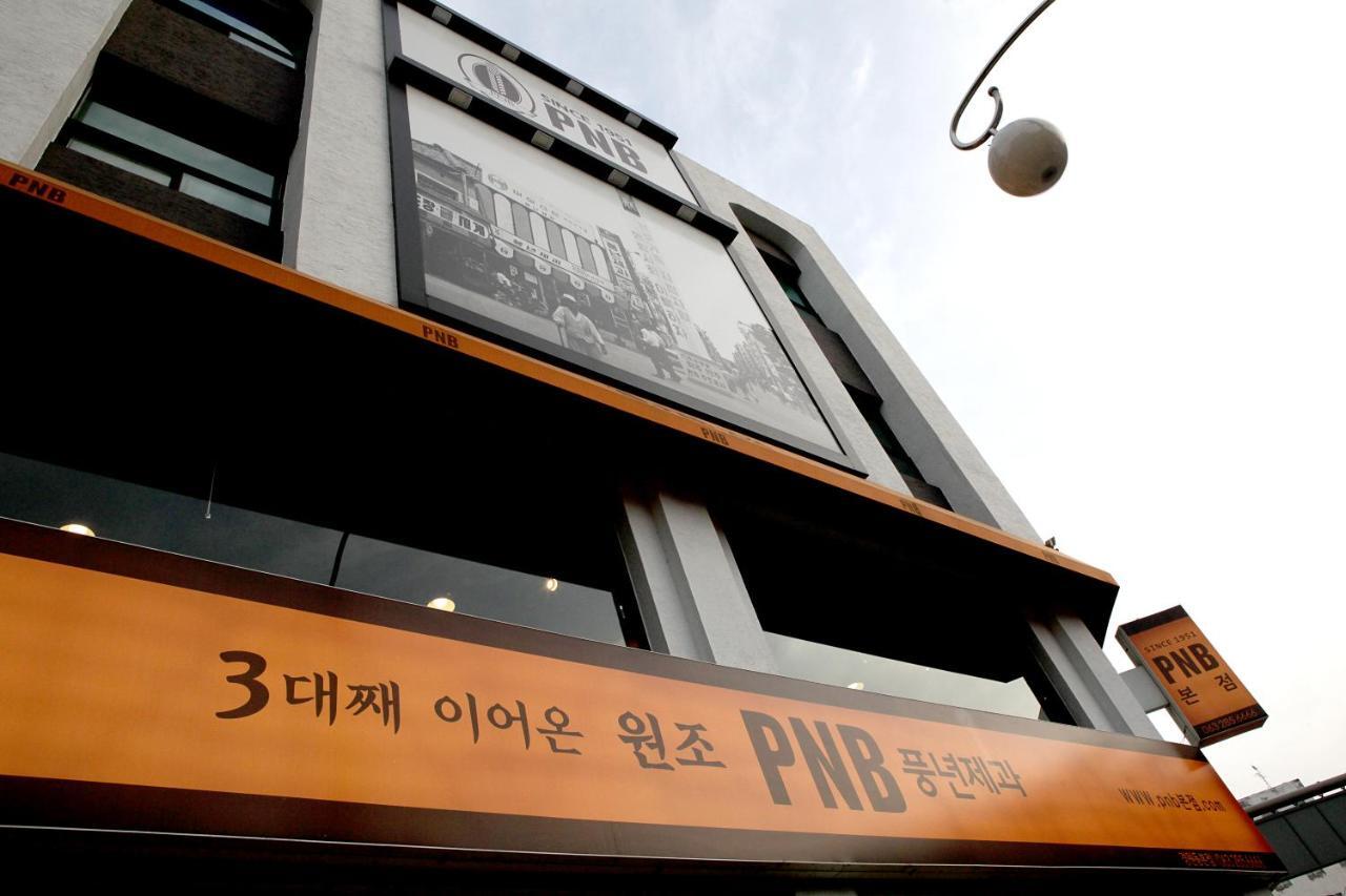 One Percent Hostel Jeonju Buitenkant foto