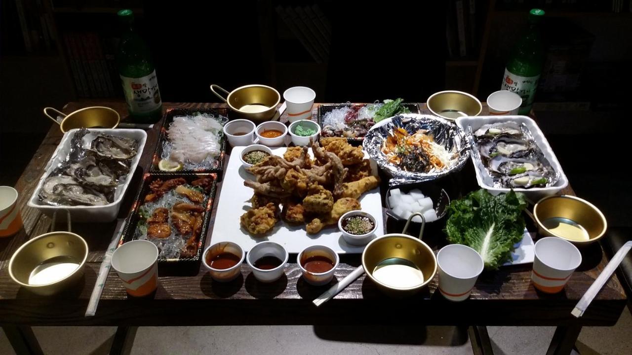 One Percent Hostel Jeonju Buitenkant foto